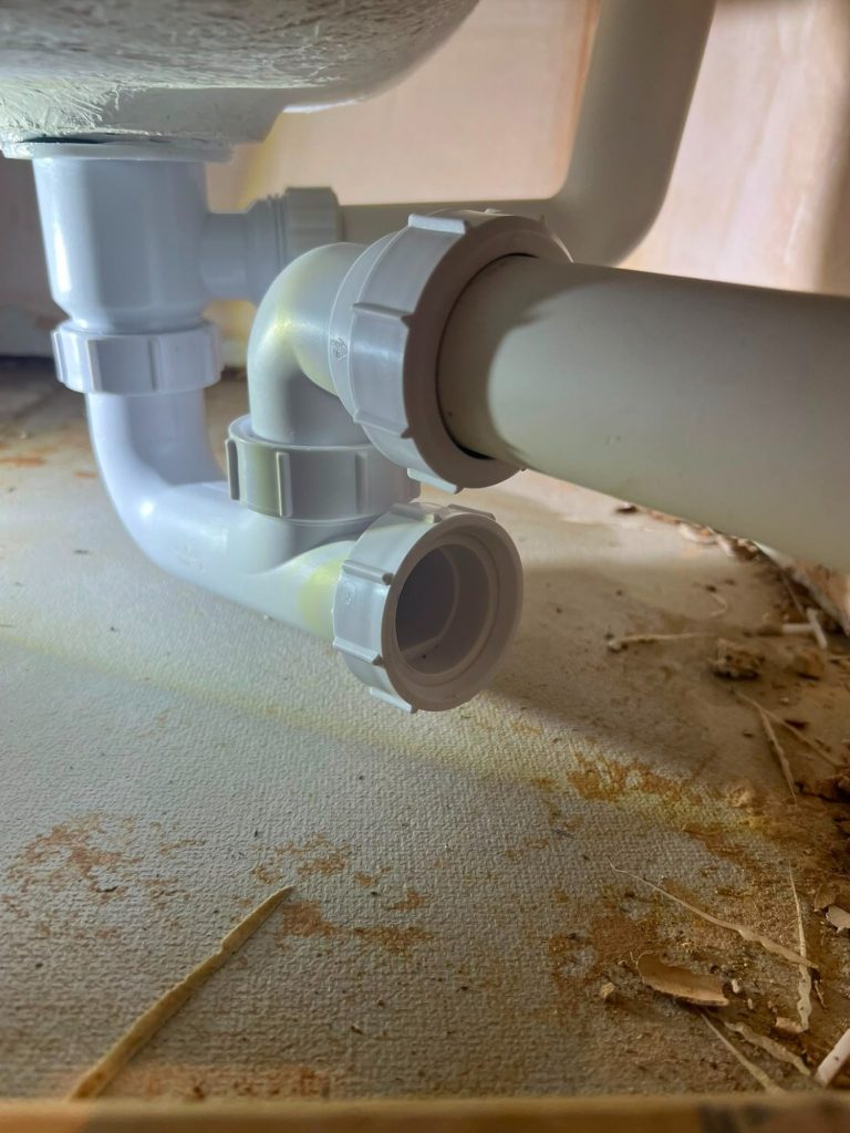 Leak repair carried out near Keynsham